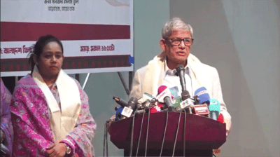 Hasina trying to destabilise country from India: Fakhrul