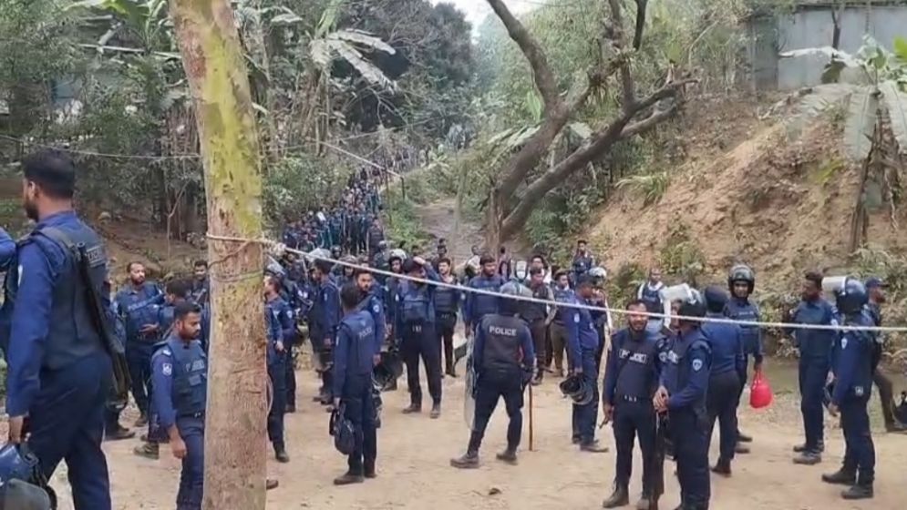 Joint forces launch major operation in Jungle Salimpur