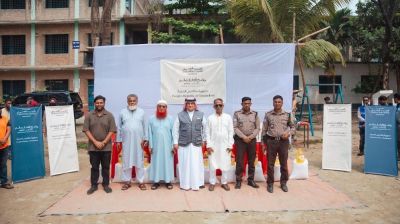 UAE distributes Ramadan food aid among fire victims