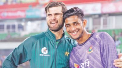 Nahid wrecks Pakistan with fiery five-for