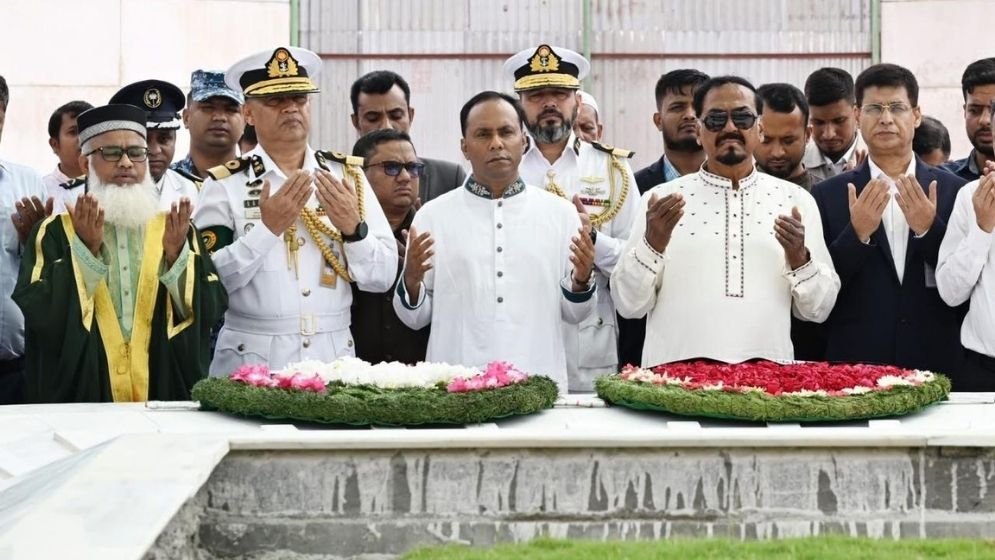 Newly elected speaker, deputy speaker pay tribute at national memorial