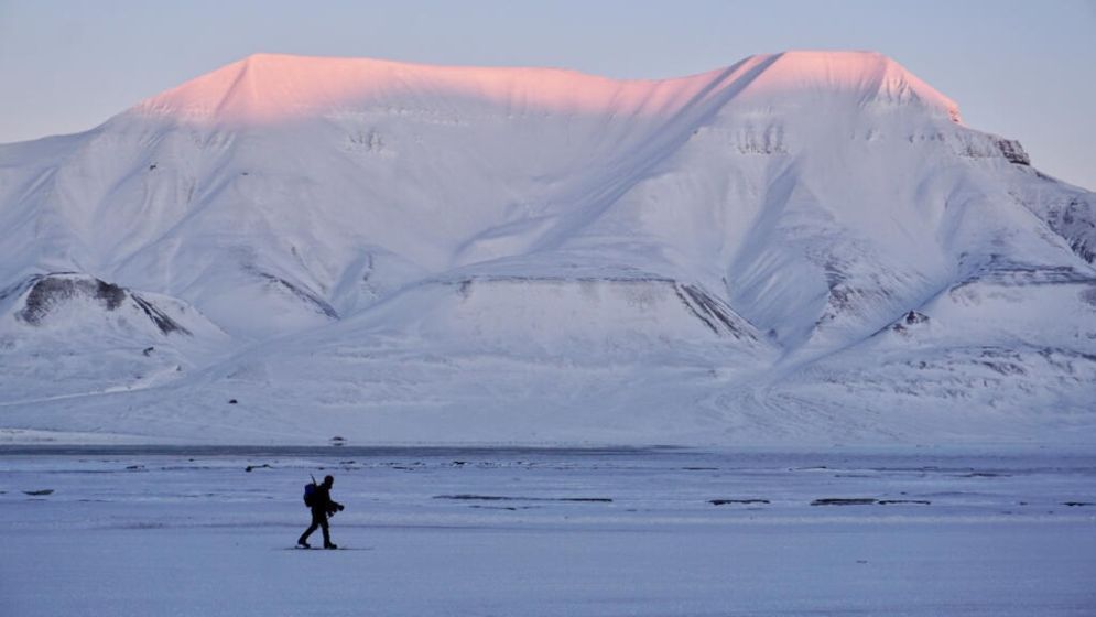 Middle East turmoil revives Norway push for Arctic drilling