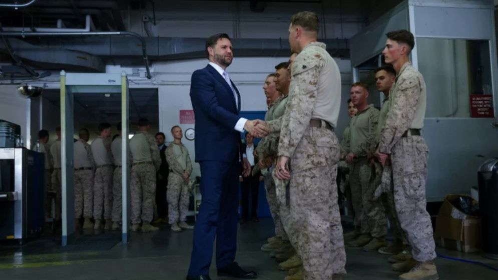 US to deploy 2,200 Marines to Middle East