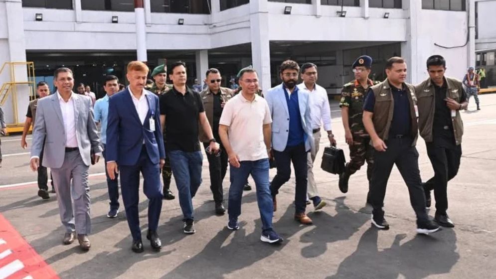 PM lands at Saidpur on way to Dinajpur for canal excavation launch
