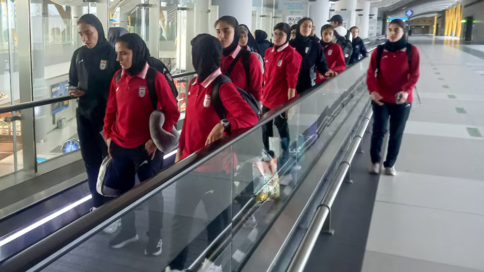 Iranian women's football team arrive in Turkey on journey home