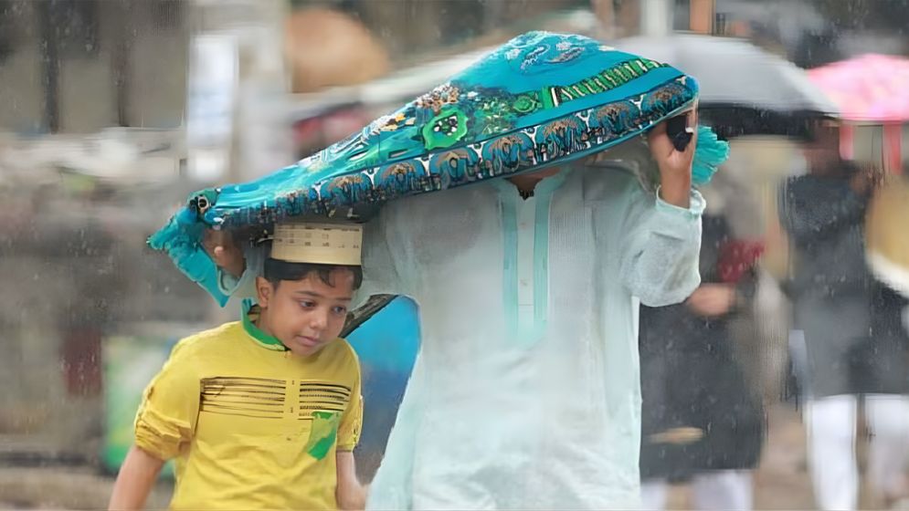 Storm warning across Bangladesh on Eid Day