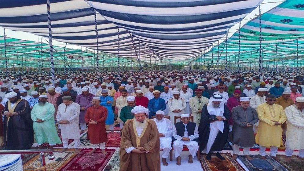 Bangladesh observes Eid-ul-Fitr with due religious fervour