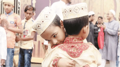 'Digital salami' gains ground as technology reshapes Eid traditions