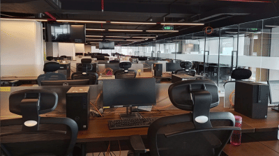 Offices reopen after weeklong Eid break
