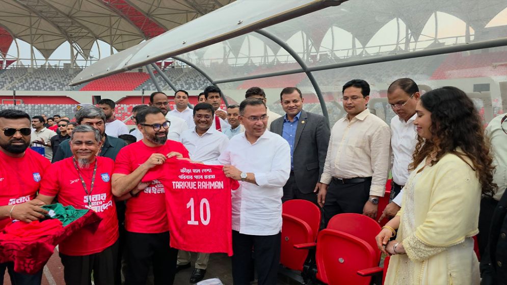 Govt seeks to give sports professional form: PM