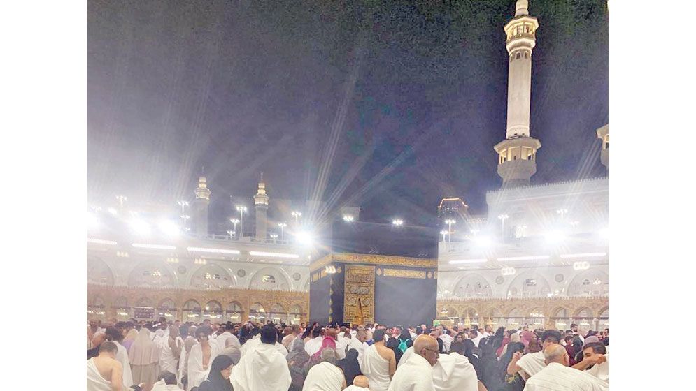 Return flight cancellations leave thousands of Bangladeshi Umrah pilgrims stranded