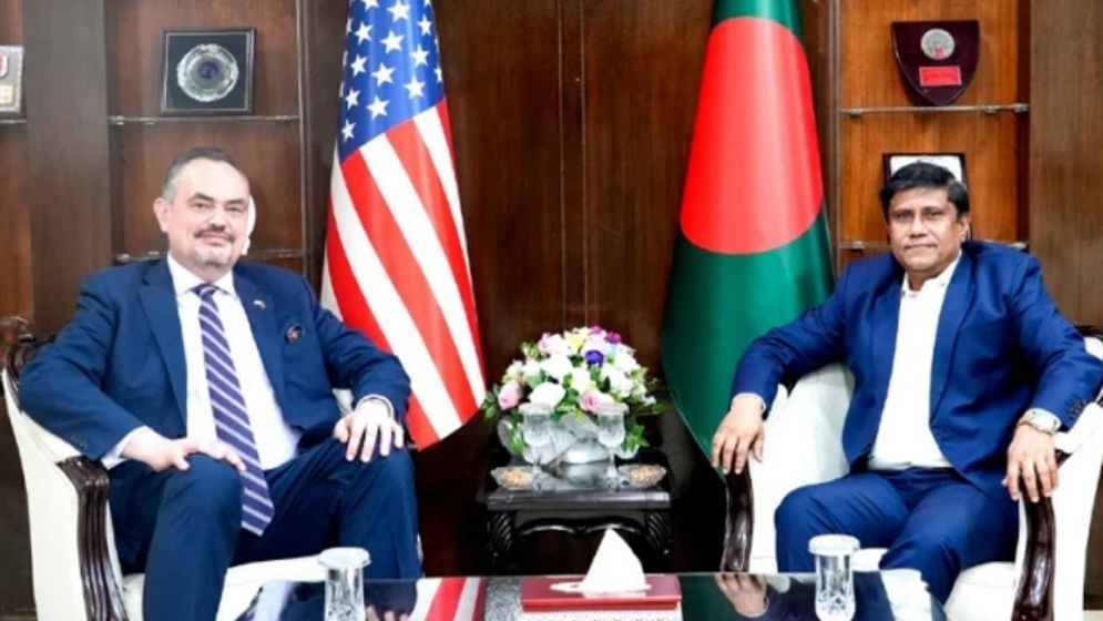 US Ambassador to Bangladesh meets PM’s defence adviser