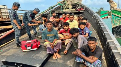 Navy rescues 15 fishermen from Bay of Bengal