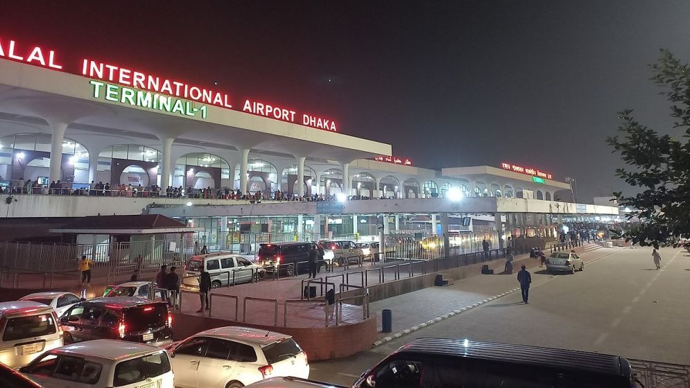 CIID seizes 1,497 cartons of cigarettes at Dhaka airport