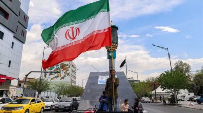 Iran defiant as deadline looms for Trump threat to infrastructure