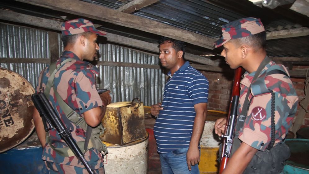 BGB cracks down on fuel hoarding, smuggling in Bandarban