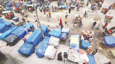 Call to emphasise rehabilitation for displaced hawkers