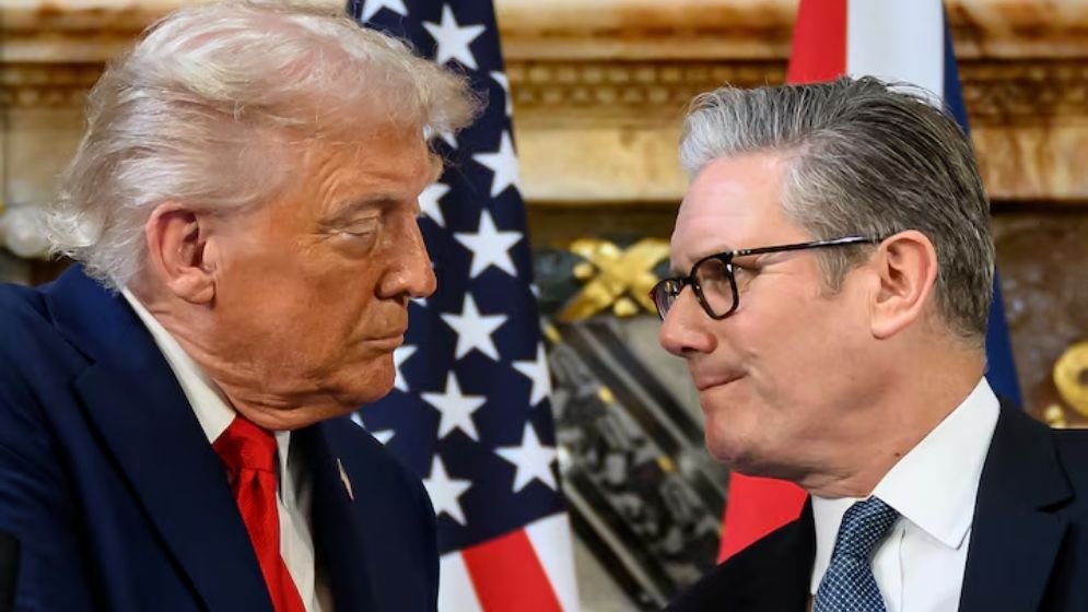 Starmer, Trump discussed military options for Strait of Hormuz