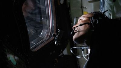Artemis astronauts say lunar flyby still washing over them
