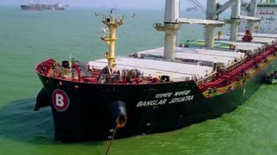 Banglar Joyjatra denied passage through Hormuz despite nearing channel