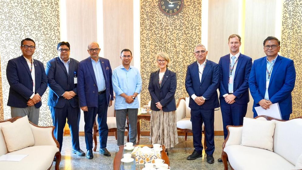 Telenor Group CEO discusses digital future with PM
