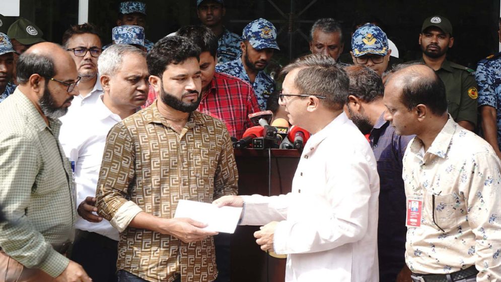 Body of Bangladeshi expat Girish Chandra arrives from Bahrain