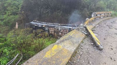 Bus accident kills 14 in Ecuador