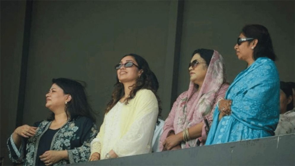 Zaima spotted at stadium during Bangladesh-New Zealand ODI