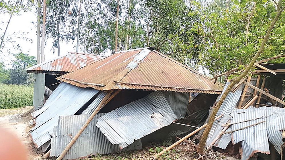 Nor’wester destroys over 100 homes in Rangpur