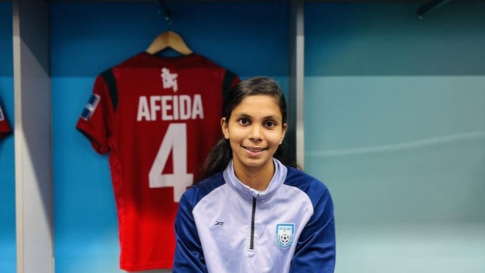 Afeida Invites Zaima Rahman to Visit BFF