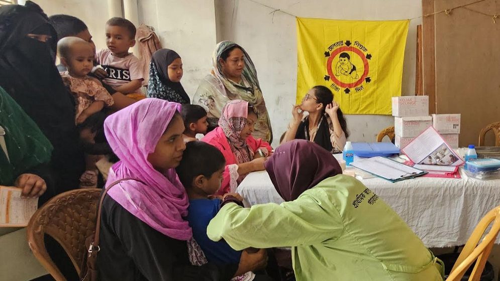 BRAC to provide 24,000 medics, 1.5 million syringes for measles vaccination
