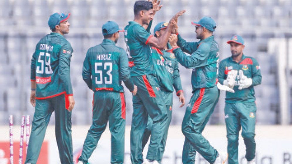 Tigers tear through Kiwis, Nahid breathes fire