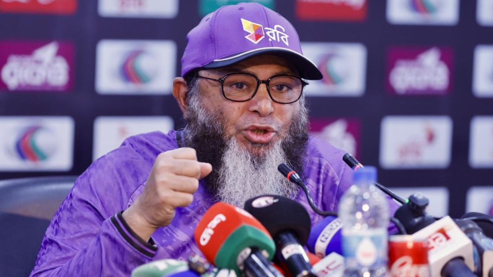 Mushtaq throws weight behind Rishad
