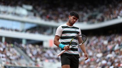Alcaraz's three-peat dreams dashed as injury forces withdrawal