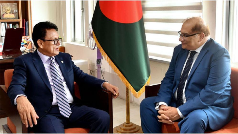 Pakistan HC and UK delegation meet Milon