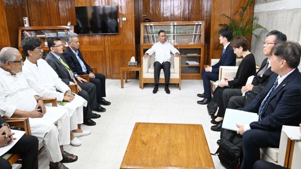 PM urges more Japanese investment in agri, electronics and automobile sectors