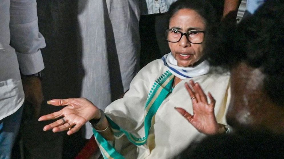 West Bengal governor dissolves assembly amid Mamata’s refusal to quit