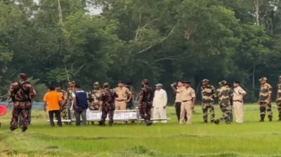 BSF returns bodies of two Bangladeshis after 18 hours