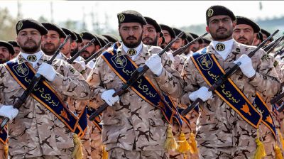 Revolutionary Guards threaten US Mideast sites as Trump awaits Tehran response