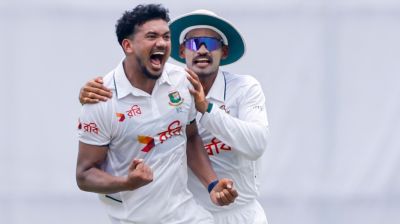 Tigers claw back in Mirpur Test at lunch