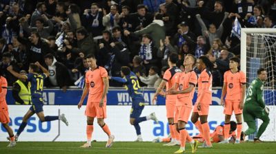 Alaves end champions Barca's bid for 100-point record