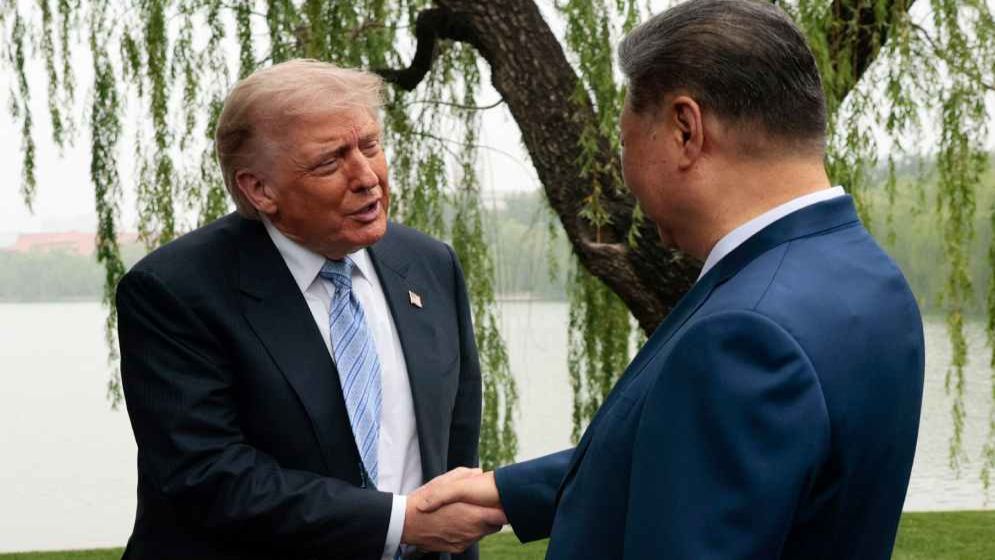 China calls for lasting Mideast truce, shipping lanes reopening 'as soon as possible'