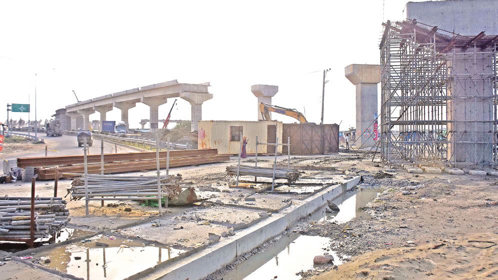 Modern junction at Karnaphuli Tunnel mouth nears completion