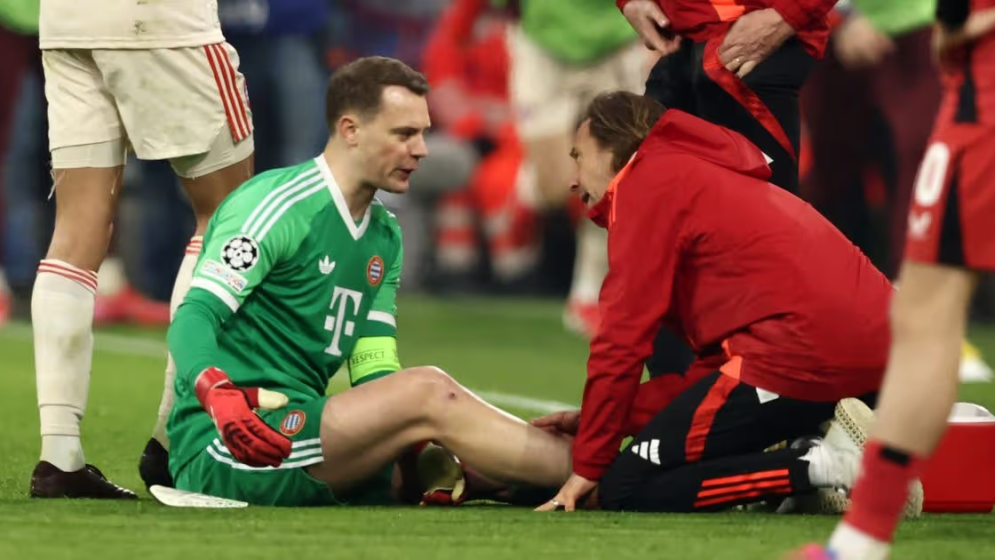 Neuer sidelined again with leg issue