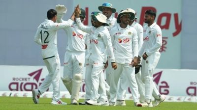Bangladesh take 46-run first innings lead