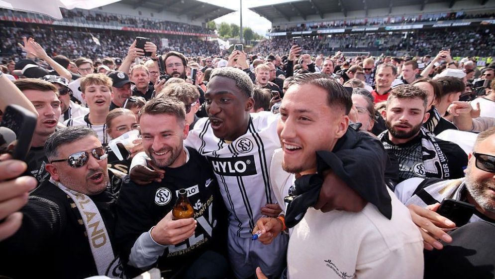 Little Elversberg completes rise with first promotion to Bundesliga