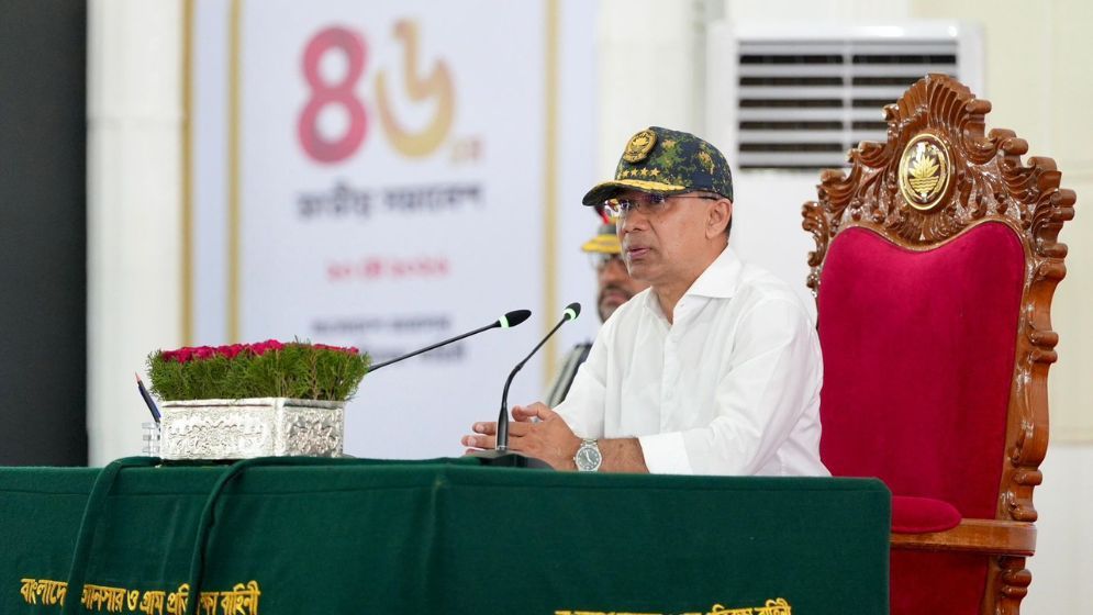 PM urges Ansar-VDP members to perform duties with discipline, professionalism