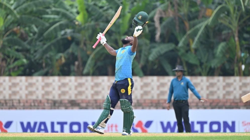 Jaker steers Abahani, Bashundhara victorious