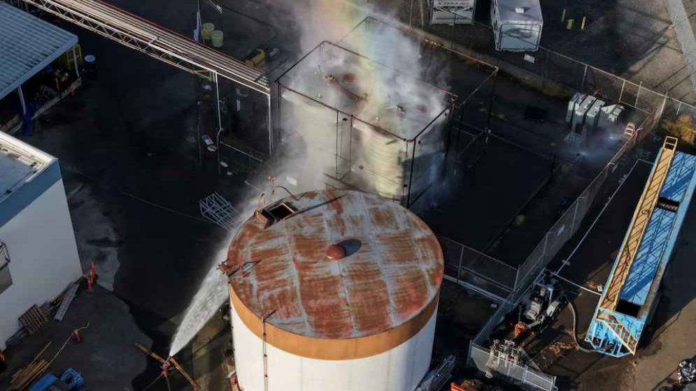 Thousands evacuated in Southern California due to failing chemical tank