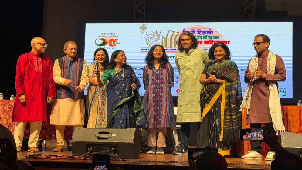 Debate on Bengali diaspora identity highlights New York Book Fair